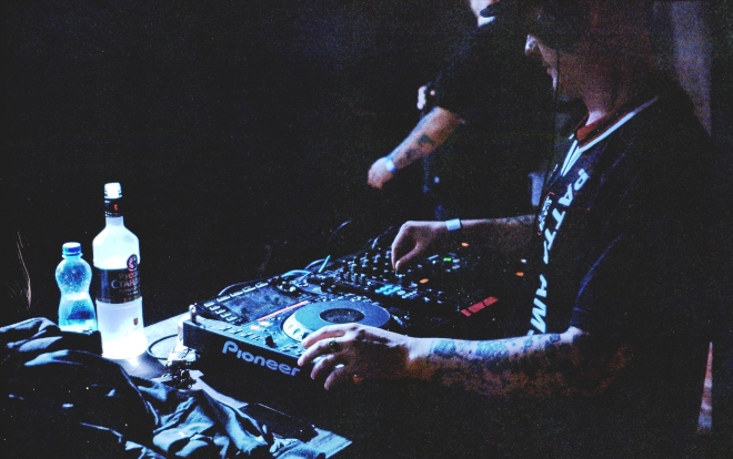 49 Cross Club, Magenta